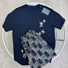 Load image into Gallery viewer, Tshirt