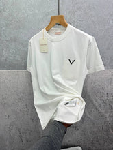 Load image into Gallery viewer, Tshirt