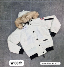 Load image into Gallery viewer, Jacket women
