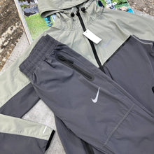 Load image into Gallery viewer, Tracksuit men