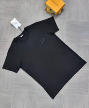 Load image into Gallery viewer, T-shirt