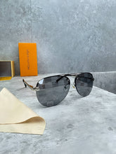 Load image into Gallery viewer, Sunglass