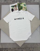 Load image into Gallery viewer, Tshirt