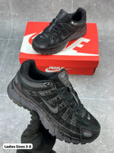 Load image into Gallery viewer, Shoes women