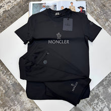 Load image into Gallery viewer, T-shirt
