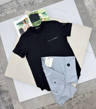Load image into Gallery viewer, Tshirt