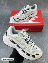 Load image into Gallery viewer, Shoes women