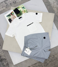 Load image into Gallery viewer, Tshirt