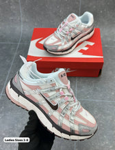 Load image into Gallery viewer, Shoes women