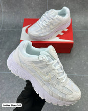 Load image into Gallery viewer, Shoes women