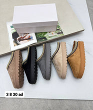 Load image into Gallery viewer, Slipper