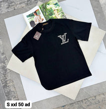 Load image into Gallery viewer, Tshirt