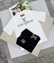Load image into Gallery viewer, Tshirt