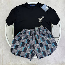 Load image into Gallery viewer, Tshirt