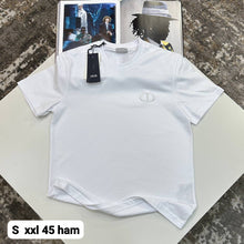 Load image into Gallery viewer, Tshirt