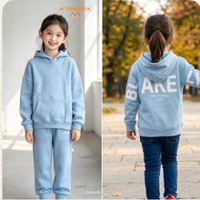 Load image into Gallery viewer, Tracksuit