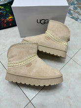 Load image into Gallery viewer, Shoes