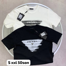 Load image into Gallery viewer, Tshirt