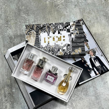Load image into Gallery viewer, Perfume