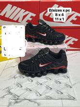 Load image into Gallery viewer, Shoes