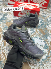 Load image into Gallery viewer, Shoes