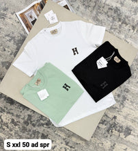 Load image into Gallery viewer, T-shirt