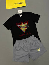 Load image into Gallery viewer, T-shirt