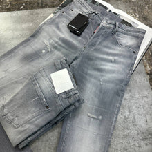 Load image into Gallery viewer, Jeans
