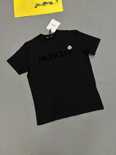 Load image into Gallery viewer, T-shirt