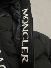 Load image into Gallery viewer, Jacket