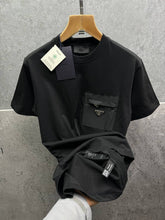 Load image into Gallery viewer, Tshirt