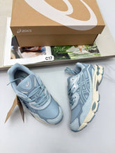 Load image into Gallery viewer, Shoes