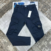 Load image into Gallery viewer, Tracksuit men