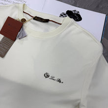 Load image into Gallery viewer, Tshirt