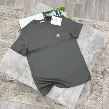 Load image into Gallery viewer, Tshirt