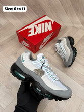 Load image into Gallery viewer, Shoes