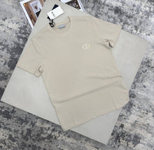 Load image into Gallery viewer, T-shirt