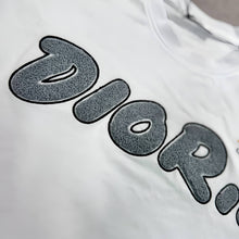Load image into Gallery viewer, T-shirt