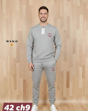 Load image into Gallery viewer, Tracksuit