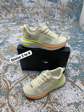 Load image into Gallery viewer, Shoes