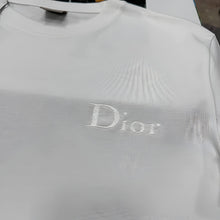 Load image into Gallery viewer, T-shirt