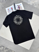Load image into Gallery viewer, T-shirt