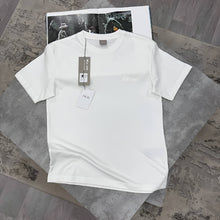 Load image into Gallery viewer, T-shirt