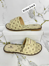 Load image into Gallery viewer, Slipper