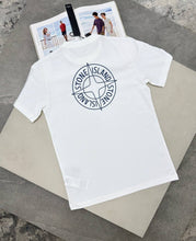 Load image into Gallery viewer, T-shirt