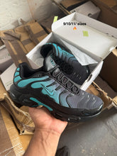 Load image into Gallery viewer, Shoes