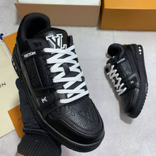 Load image into Gallery viewer, Shoes men