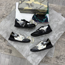 Load image into Gallery viewer, Shoes
