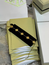 Load image into Gallery viewer, Necklace