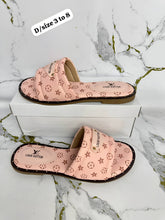 Load image into Gallery viewer, Slipper